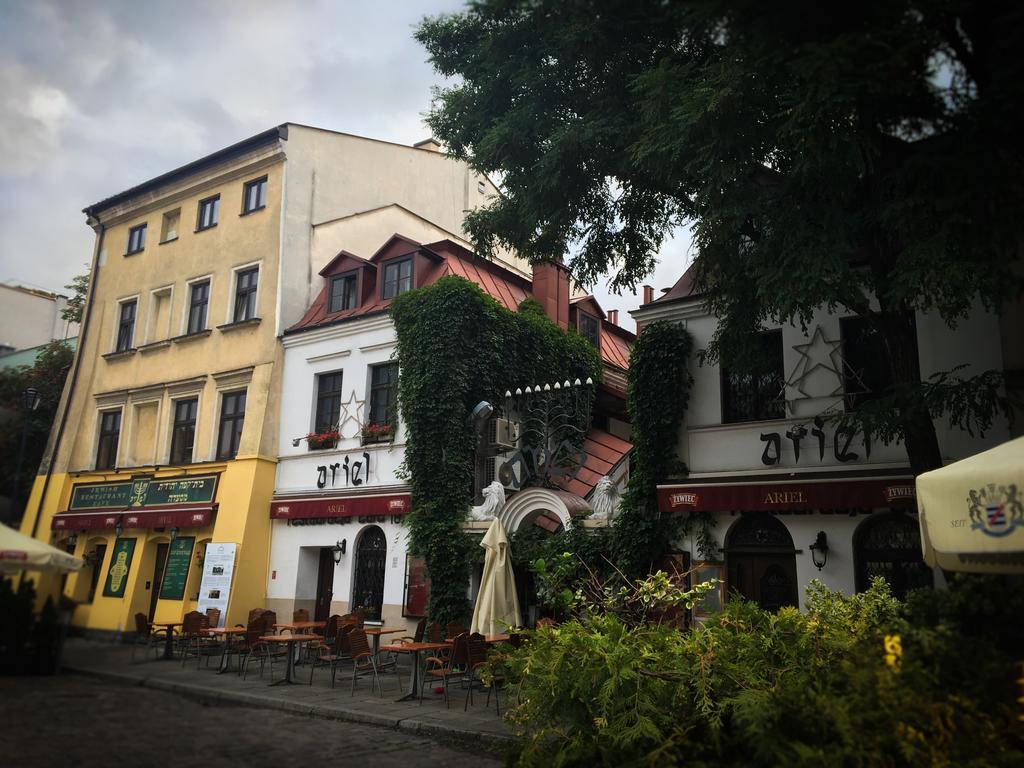 Studio Z Ogrodem Przy Starej Zajezdni Cracovia Esterno foto